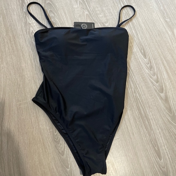 RELLECIGA one piece black swimsuit - Picture 1 of 1